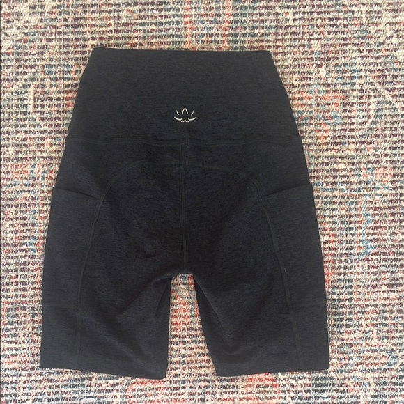 Beyond Yoga Spacedye Keep Pace Pocket Short in Darkest Night - Picture 9 of 11